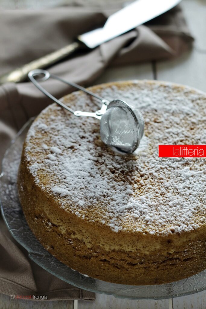 Torta al caffè velocissima, pronta in meno di 10 minuti