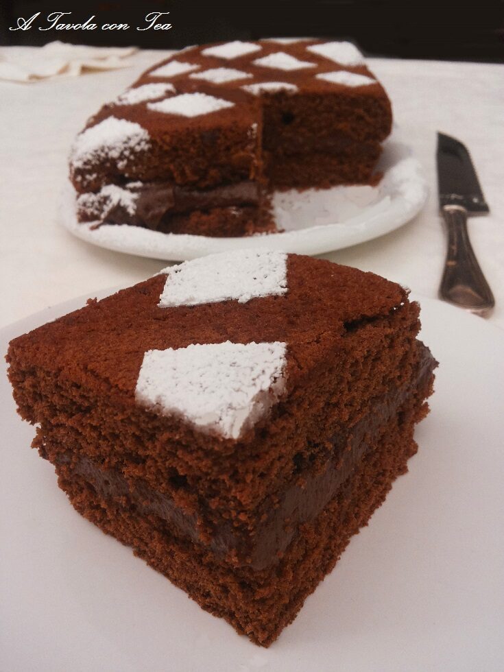 Torta al cioccolato con crema di mascarpone e nutella