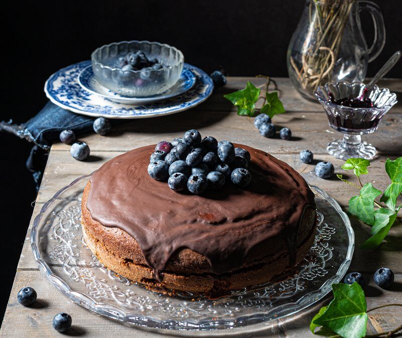 Torta al cioccolato e confettura
