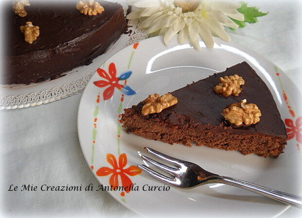 TORTA AL CIOCCOLATO E NOCI SENZA GLUTINE
