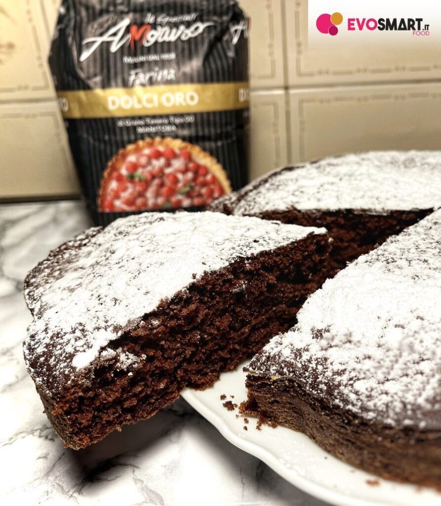 Torta al cioccolato morbida e fondente