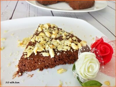 Torta al cucchiaio senza cottura con carote e cacao