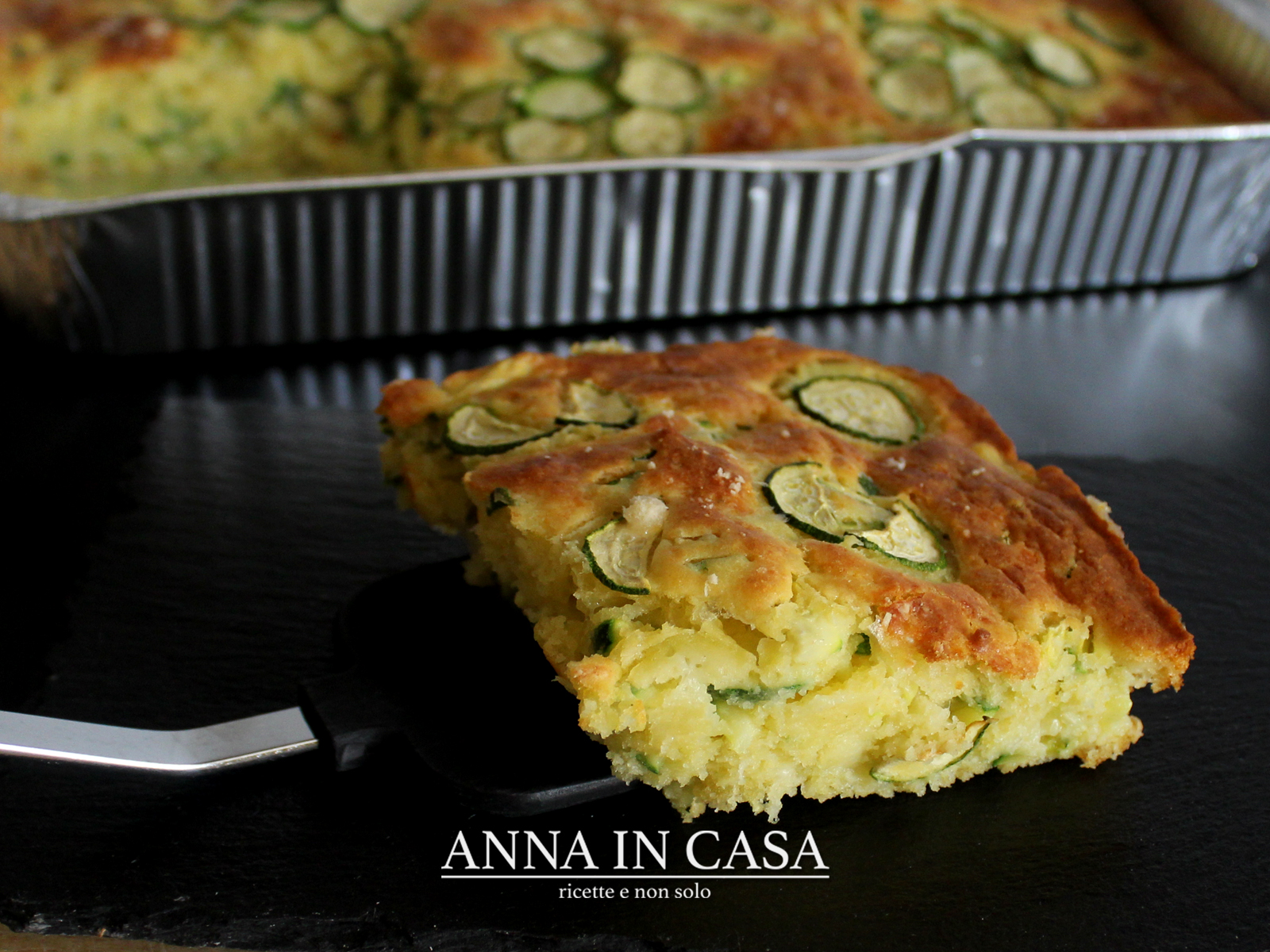 Torta al latte con zucchine e mozzarella