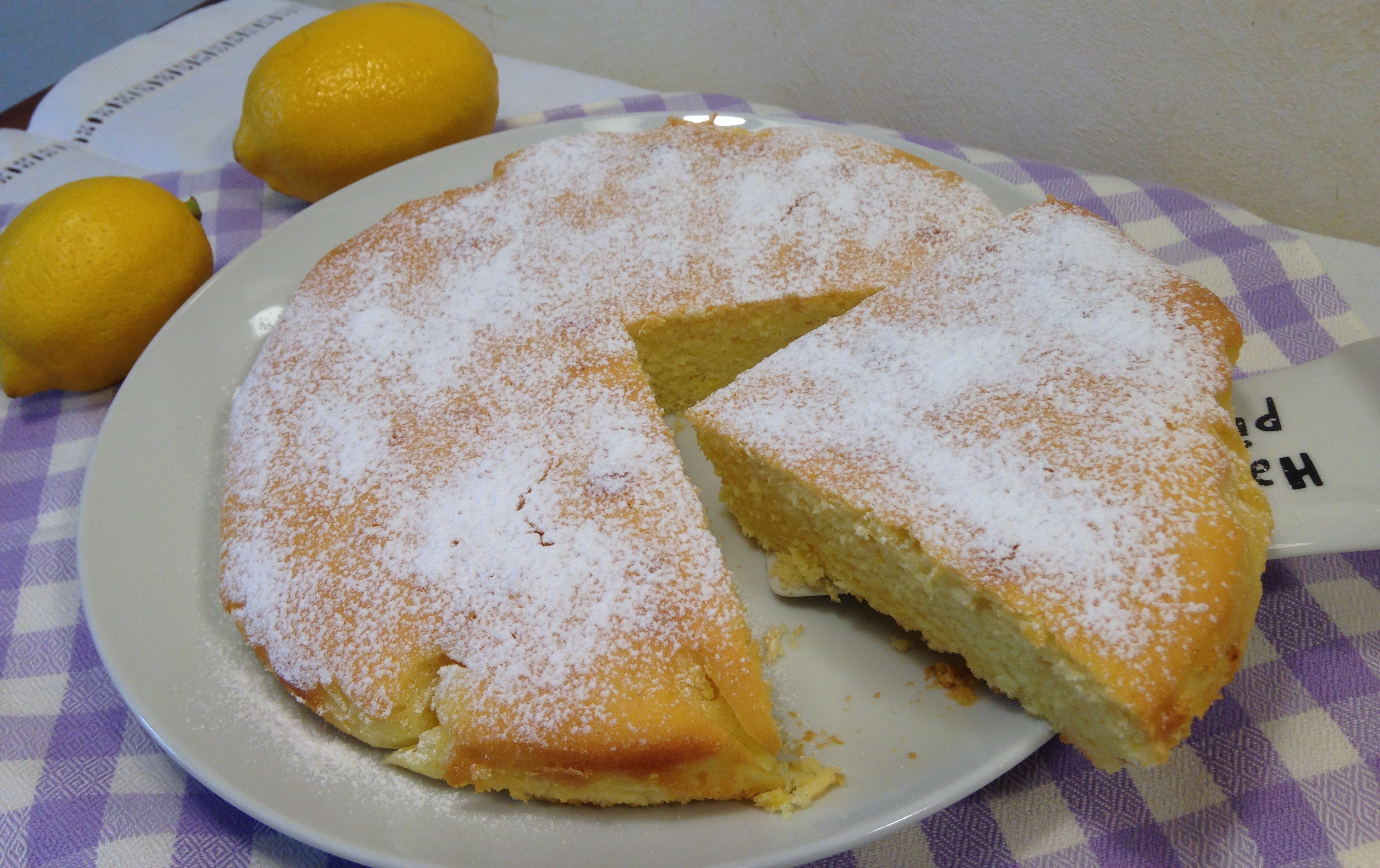 Torta al limone morbidissima