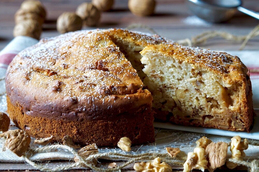 Torta al miele, ricotta e noci