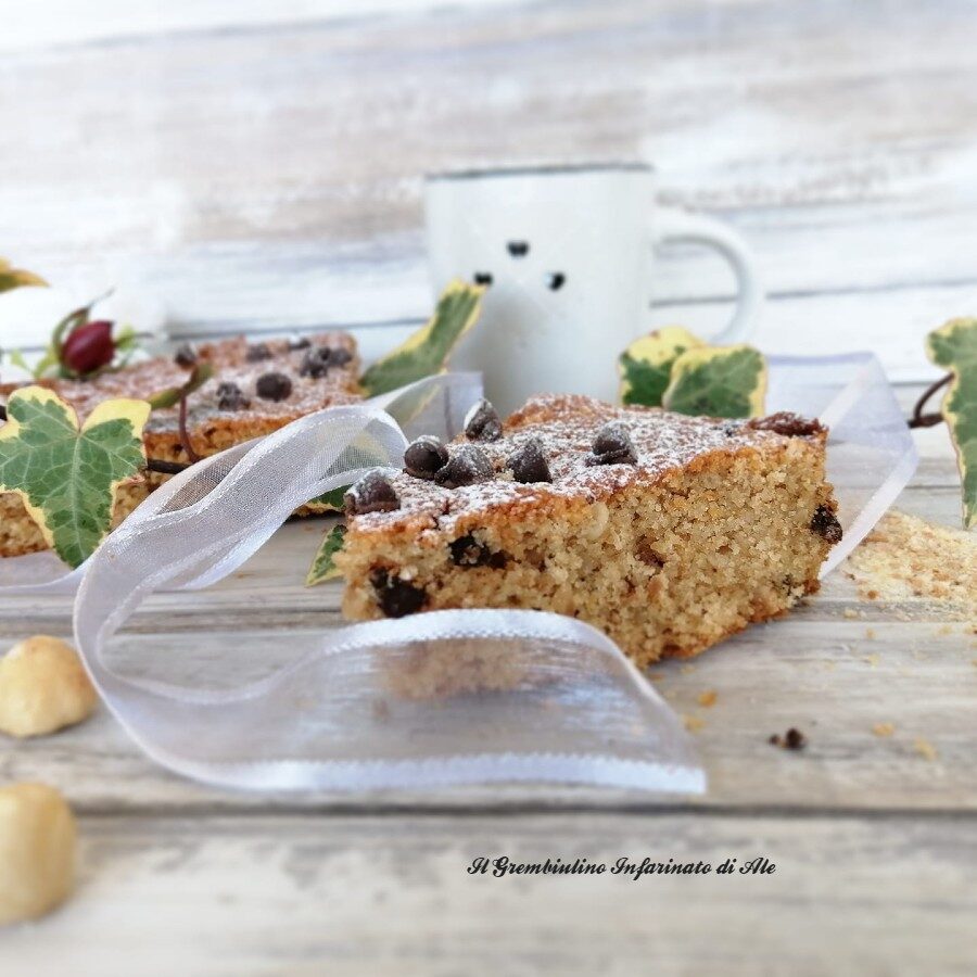 Torta al pangrattato e amaretto