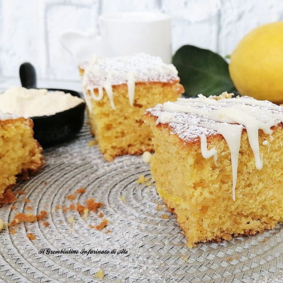 Torta alla farina di mais e limoncello