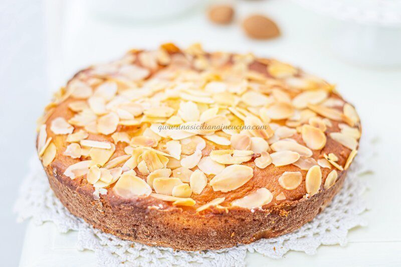 Torta alla ricotta e mandorle