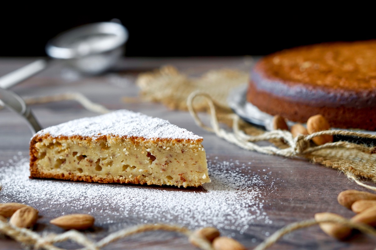 Torta alla ricotta, mandorle e arancia