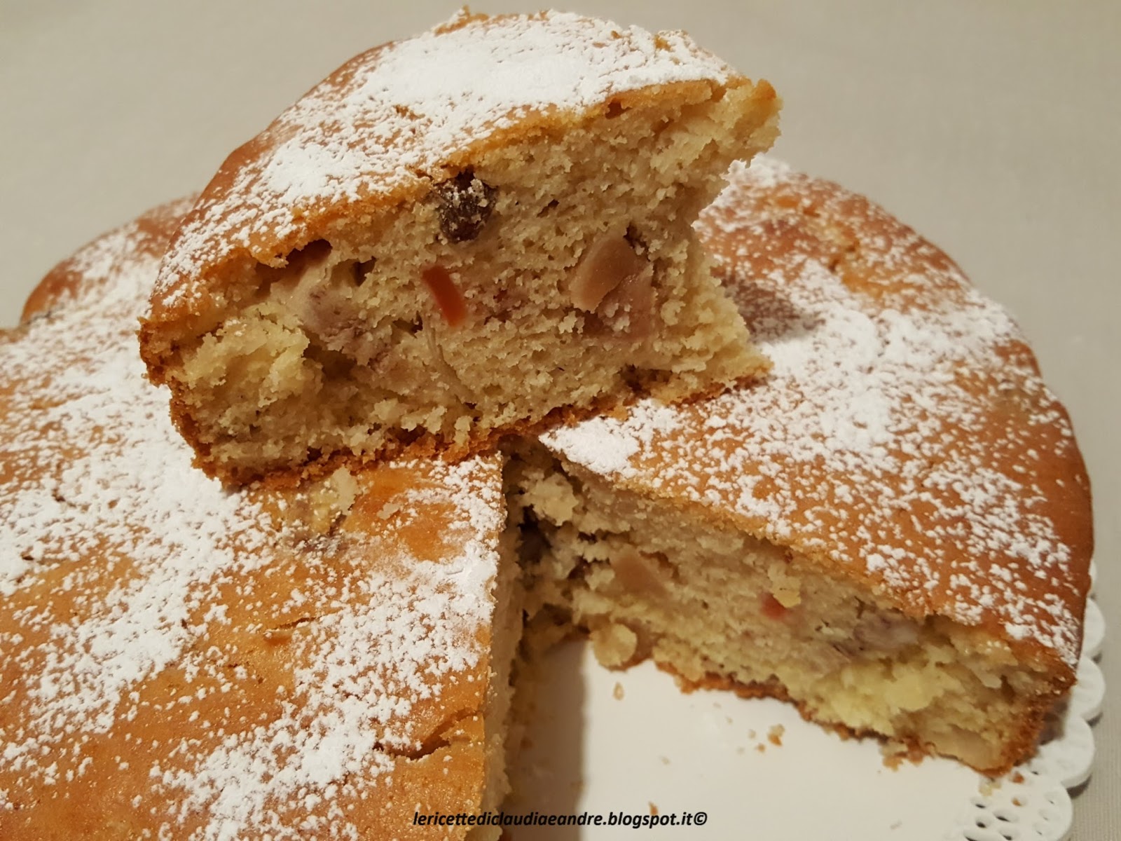 Torta all’acqua e misto di frutta esotica disidratata, al olio