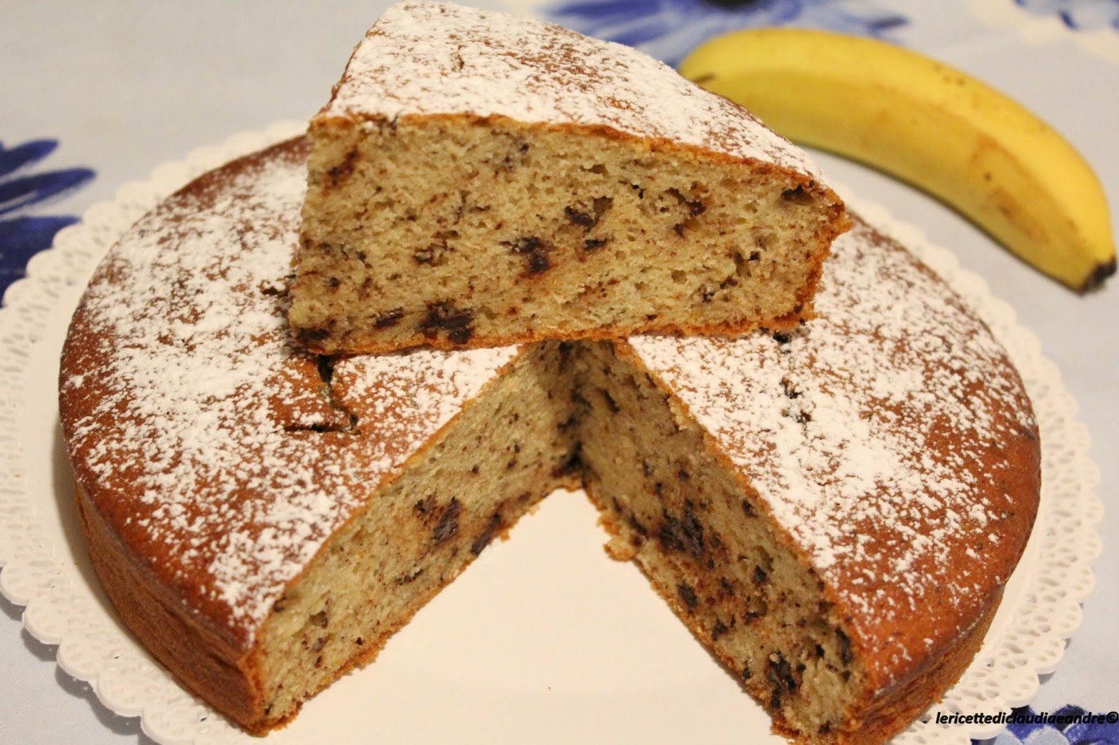 Torta alle banane e scaglie di cioccolato