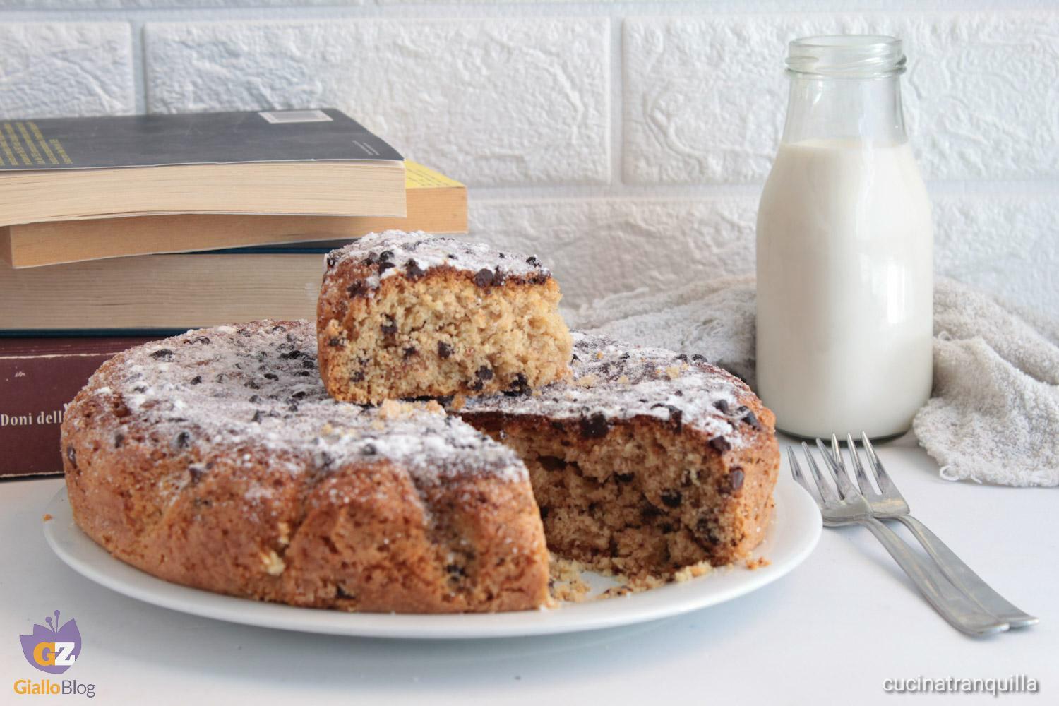 Torta alle mandorle con gocce di cioccolato
