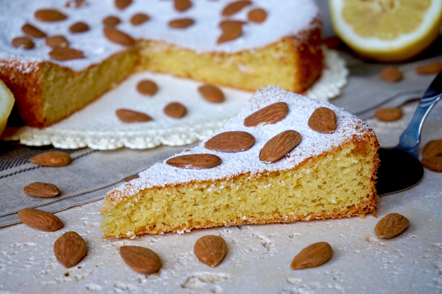 Torta alle Mandorle e Limone Senza Farina