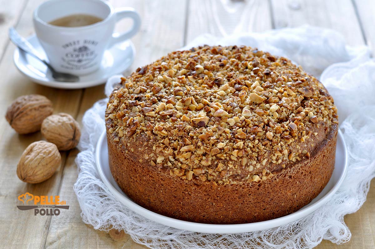 Torta alle noci, nocciole e caffè