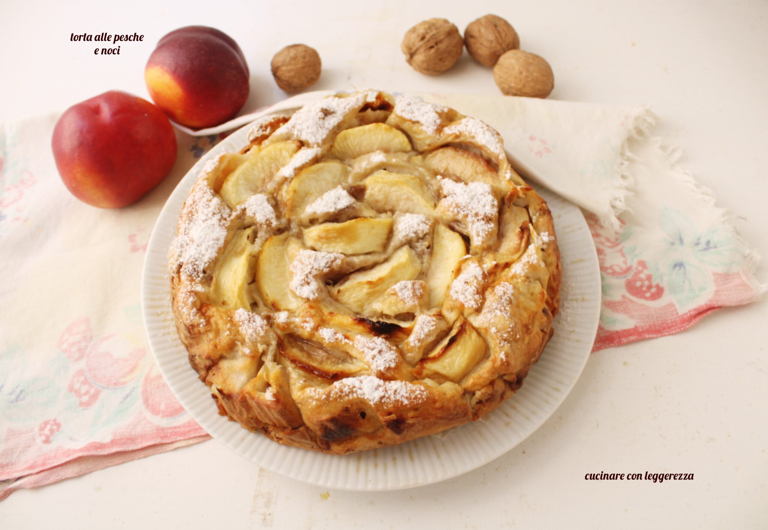 Torta alle pesche e noci
