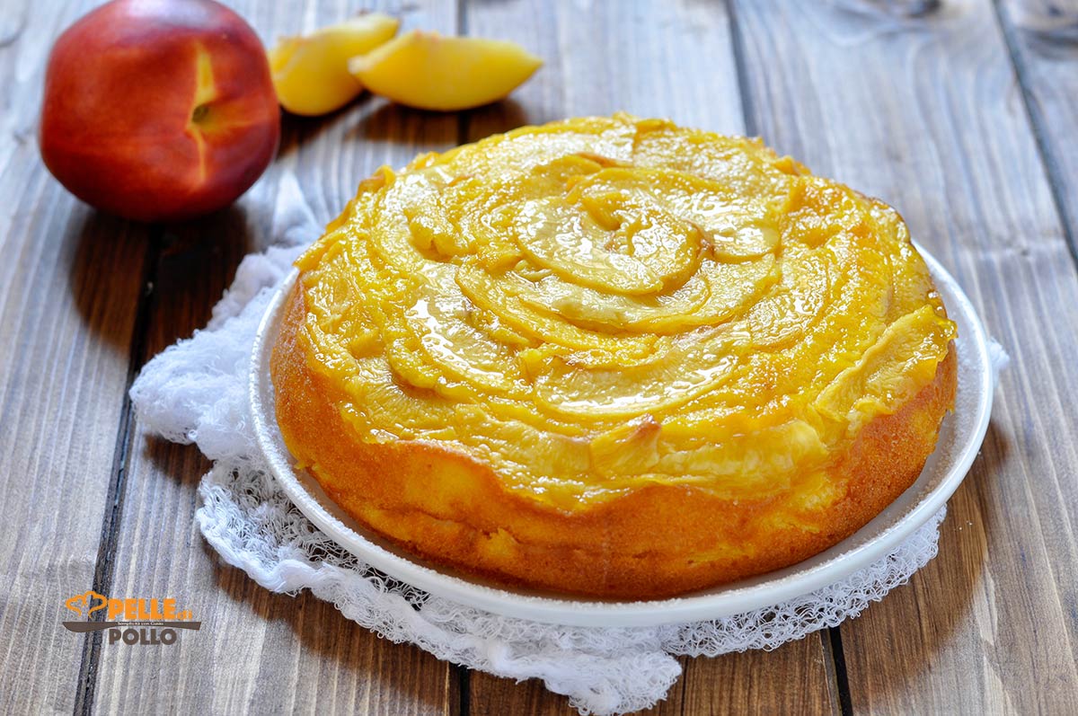 Torta alle pesche e yogurt greco