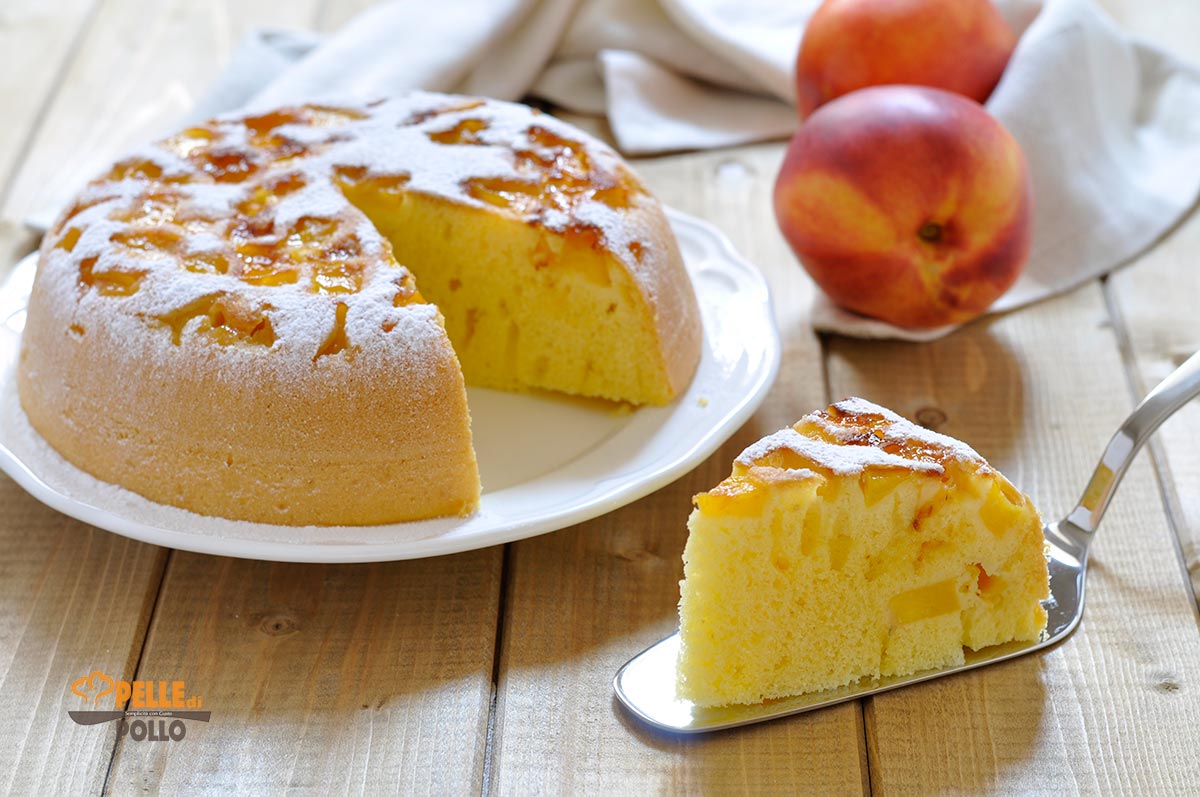 Torta alle pesche in padella