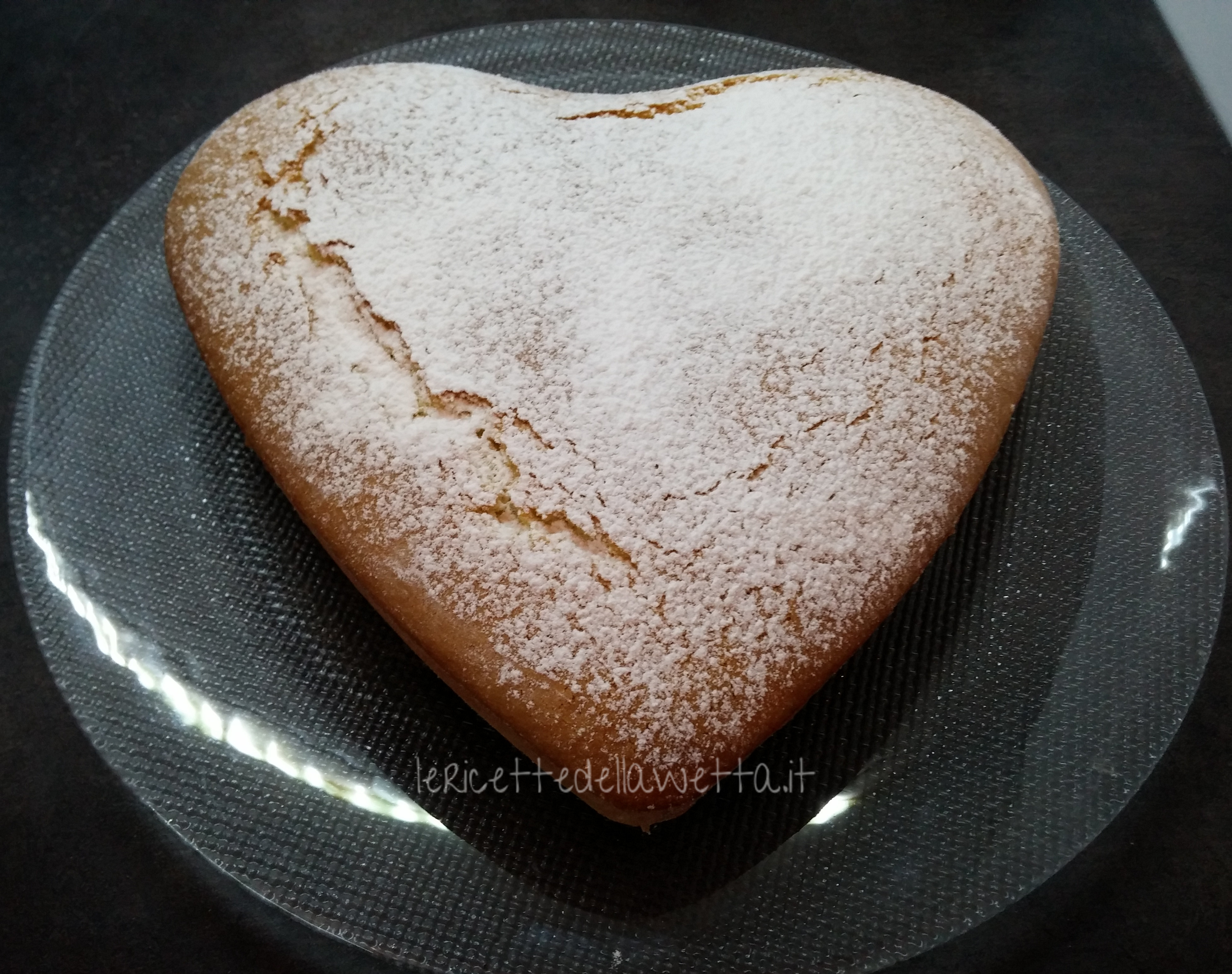 Torta allo yogurt chantilly