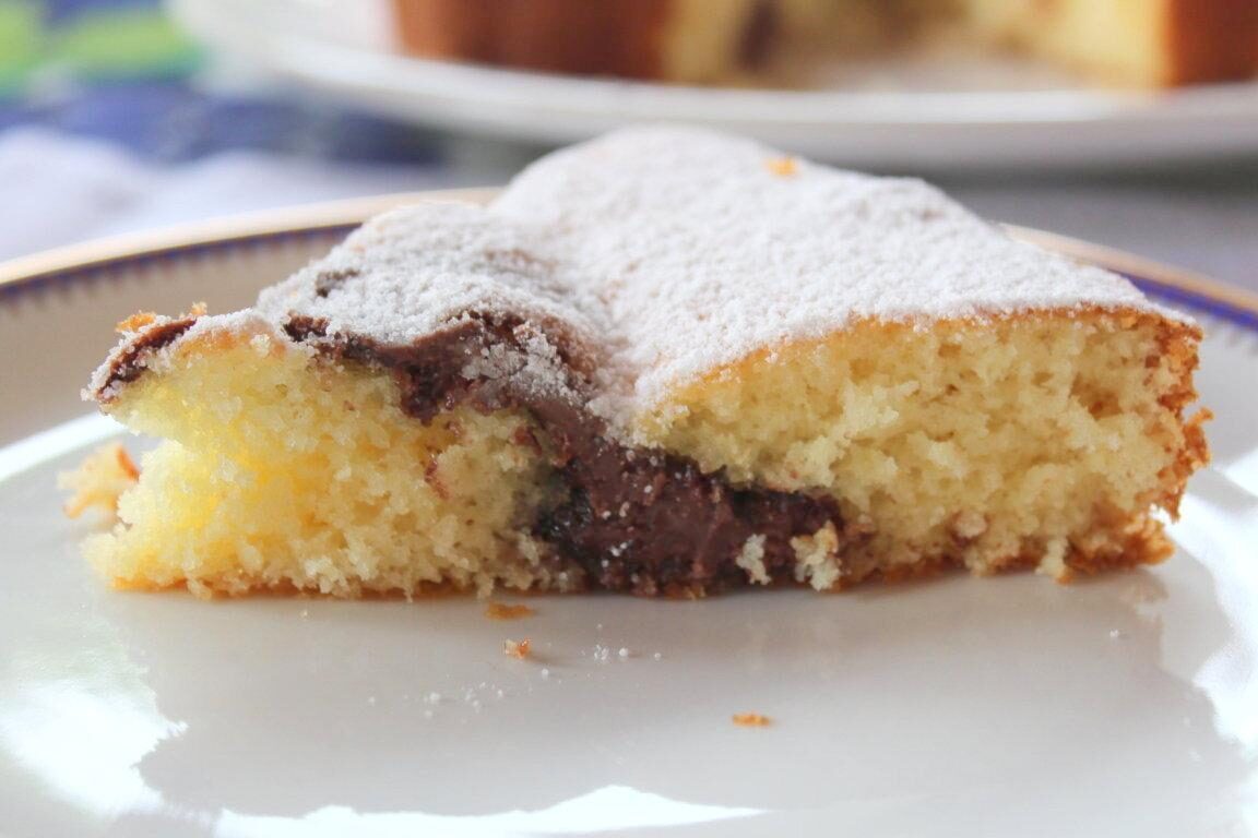 Torta allo yogurt cocco e nutella