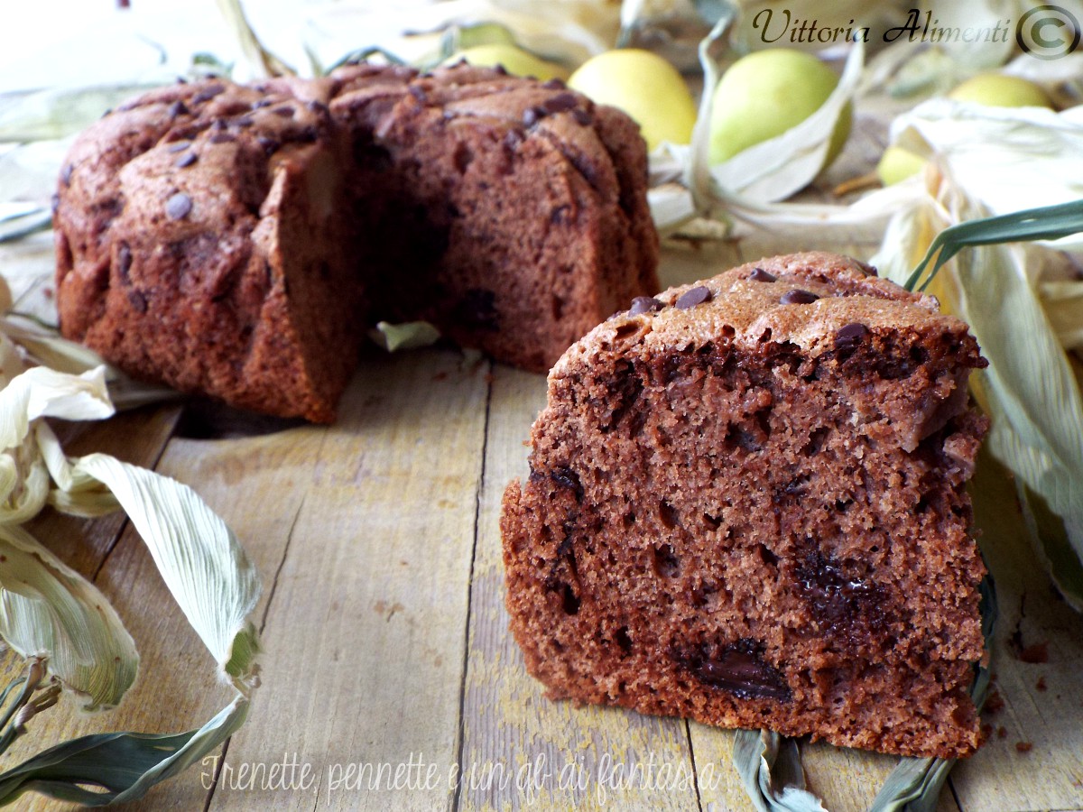 Torta allo yogurt con pere e cacao