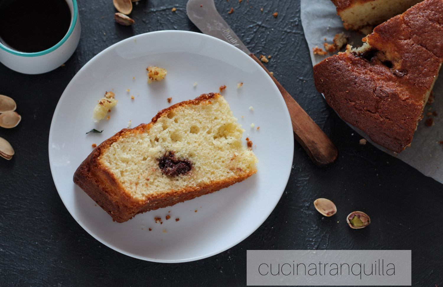 Torta allo yogurt con pistacchio e crema alle nocciole