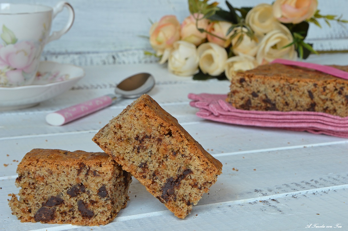 Torta amaretti e cioccolato ricetta facile