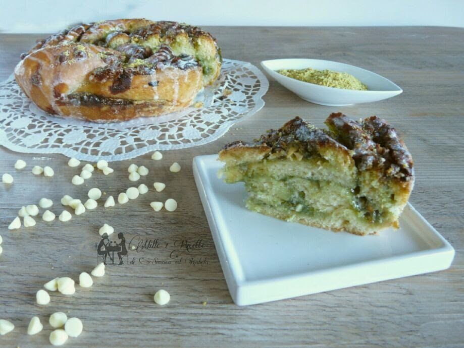 Torta angelica al pistacchio e cioccolato bianco