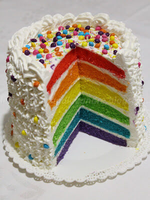 Torta arcobaleno all’olio e aroma di vaniglia