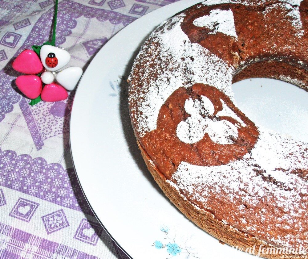 Torta barbabietola e nocciole agli albumi