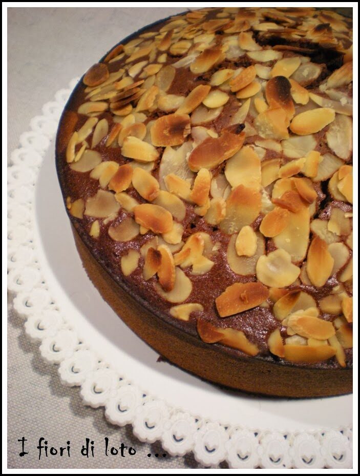 Torta bicolore con la nocciolata rigoni (senza lievito)