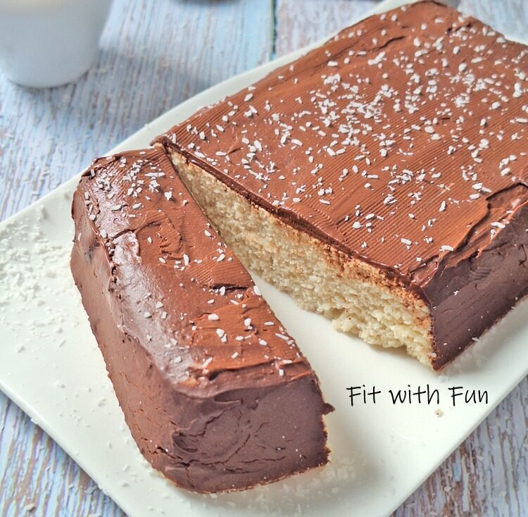 Torta big bounty proteica low carb senza zucchero