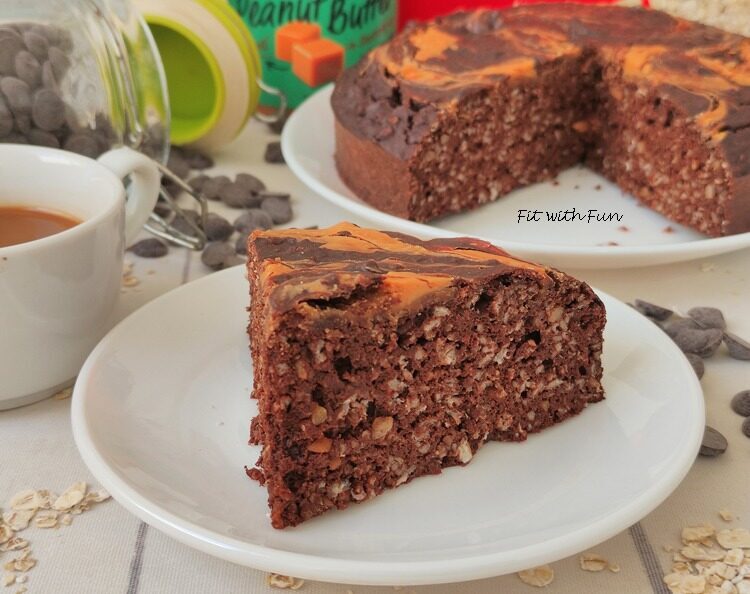 Torta Cacao e Avena Marmorizzata al Burro di Arachidi