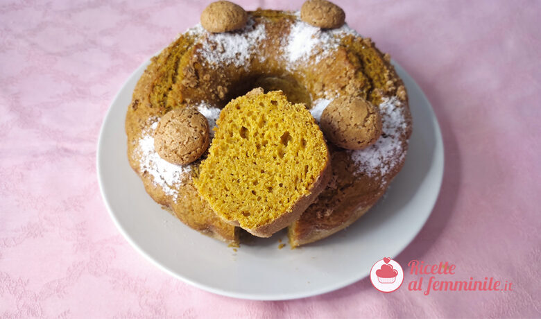 Torta carote e amaretti