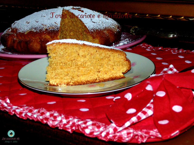 Torta carote e mandorle | dolci leggeri