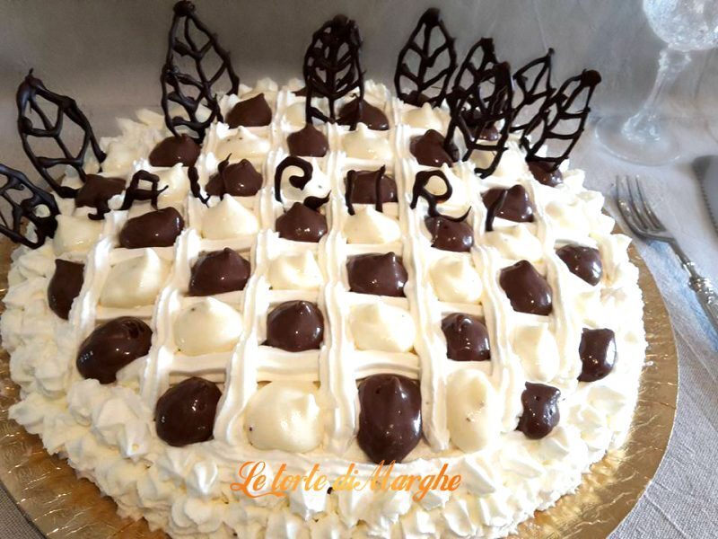 Torta cheesecake forma dama