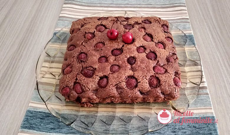 Torta ciliegie e cioccolato con il bimby