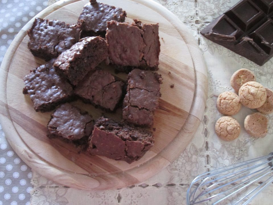 Torta cioccolato e amaretti