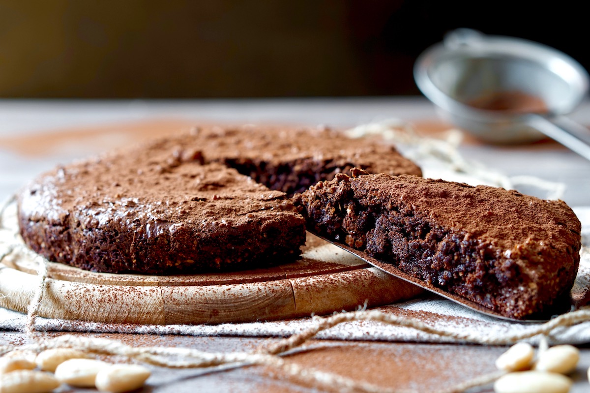 Torta Cioccolato e Mandorle dal Cuore Cremoso