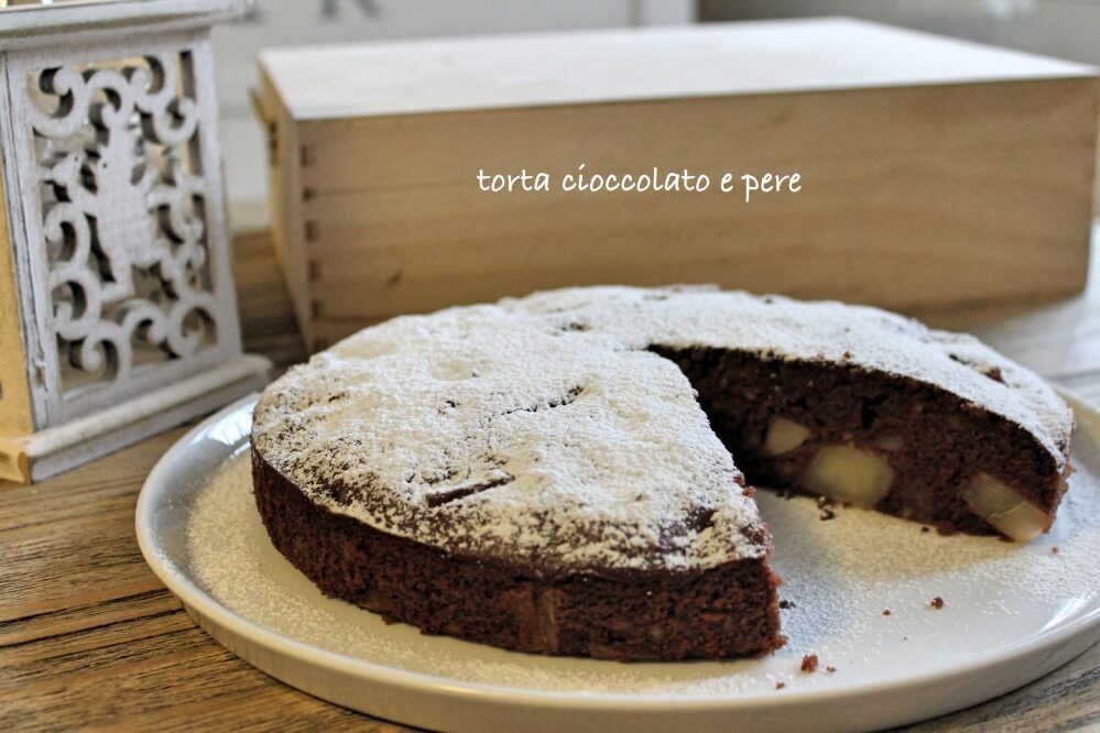 Torta cioccolato e pere (farina di riso)