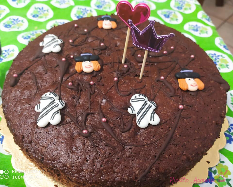Torta cioccolatosa di halloween