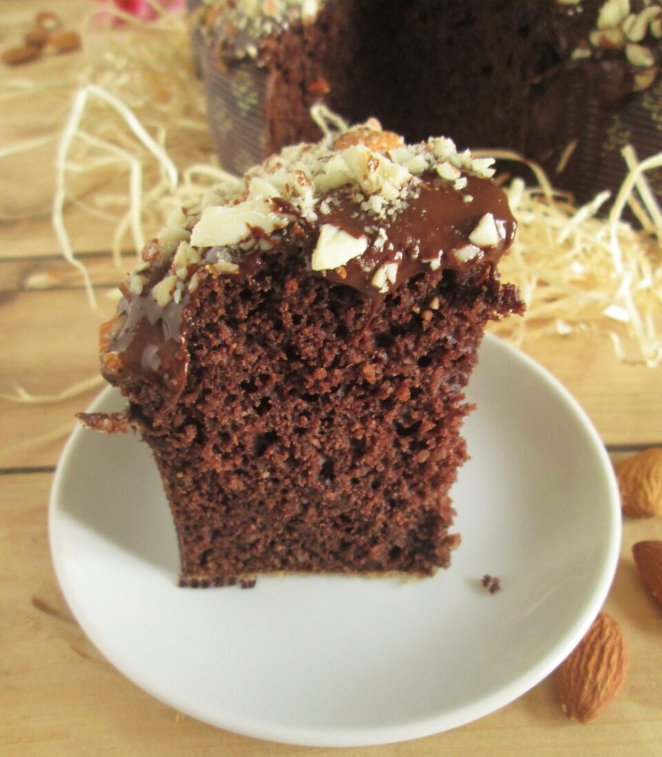 Torta colomba cioccolato e mandorle