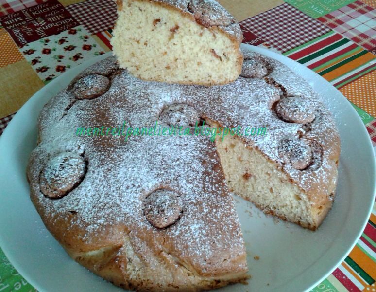 Torta con amaretti