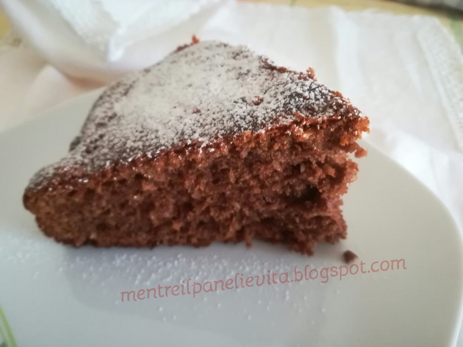 Torta con biscotti e cocco
