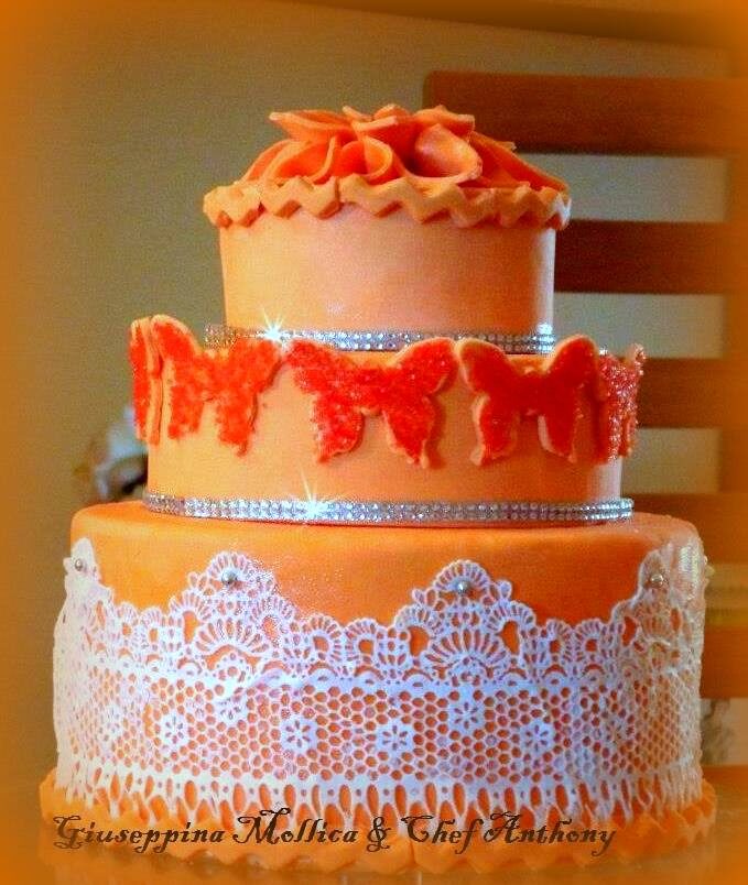 Torta con crema chantilly / delizie e fantasie di consy