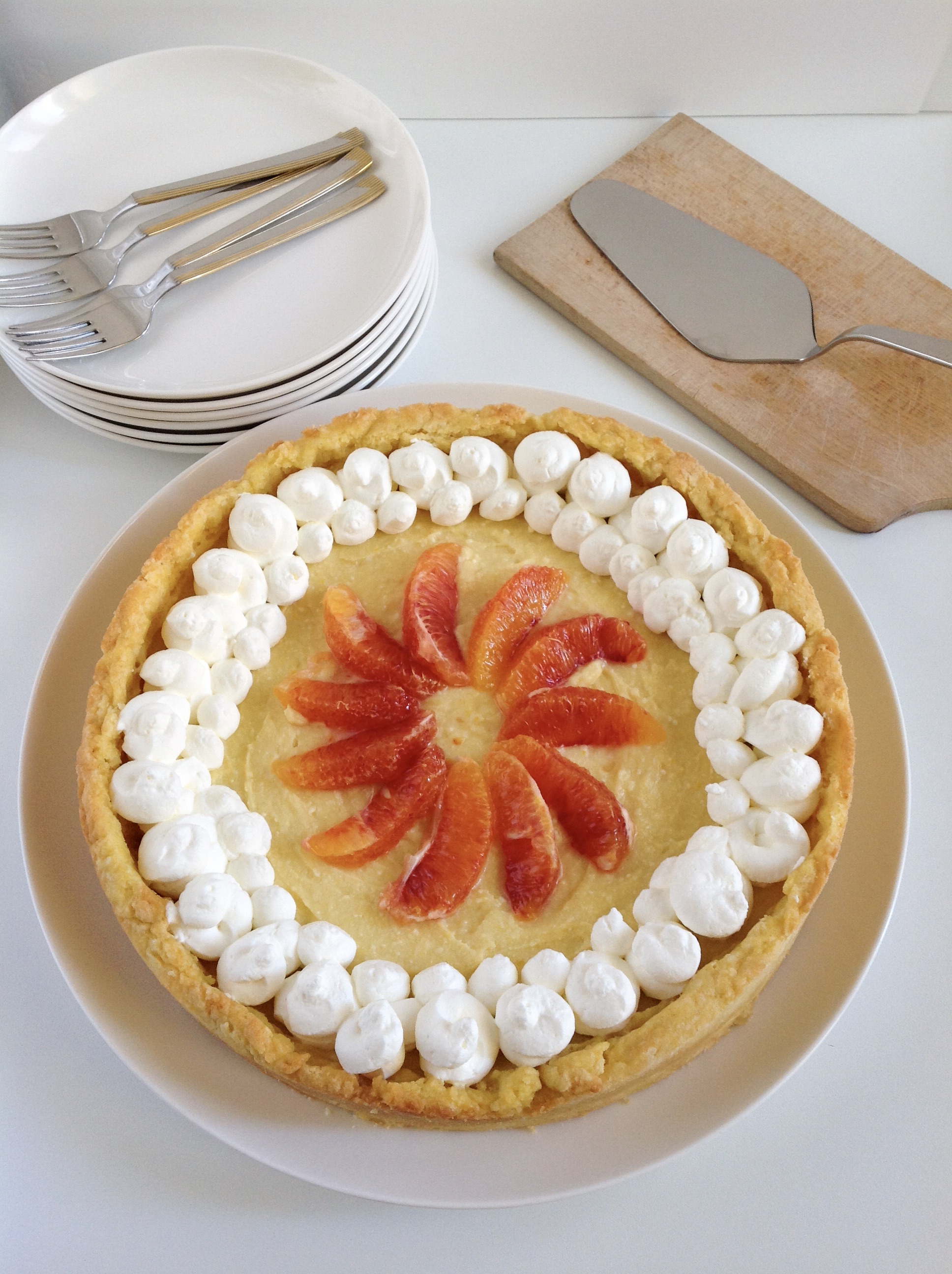 Torta con crema di arancia e ricotta di pecora