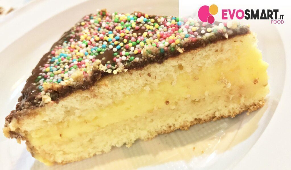 Torta con crema pasticcera e ganache al cioccolato