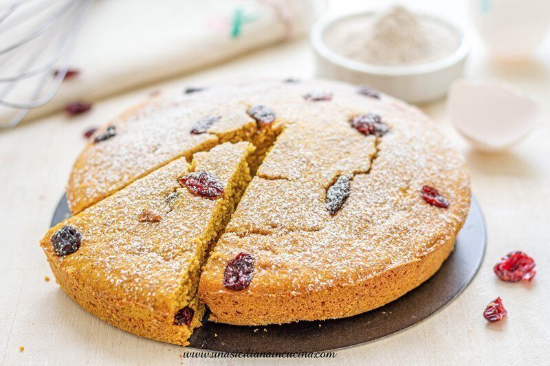 Torta con farina di segale e farro