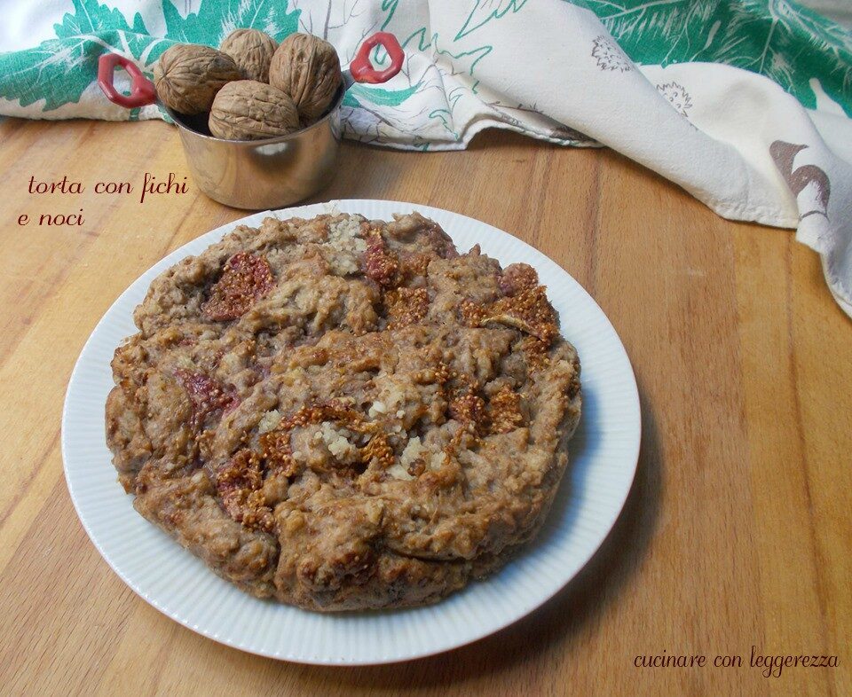 Torta con fichi e noci