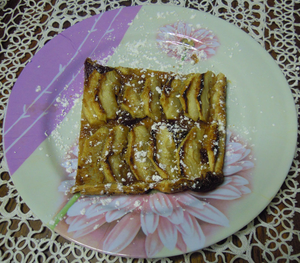 Torta con le mele e sfoglia