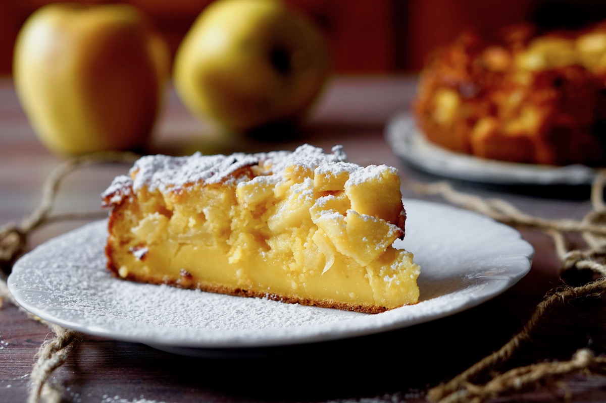 Torta Cremosa alle Mele e Arancia
